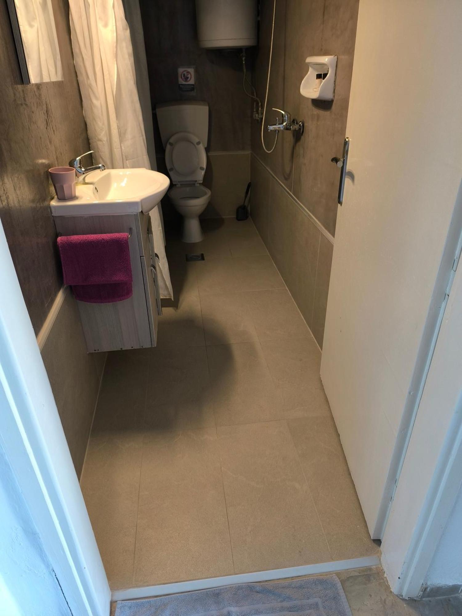 Merida Apartments Mola Kalyva Eksteriør billede